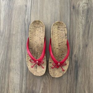 Vionic Red Bow Sandals Size 9